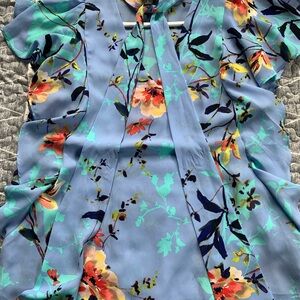 Floral Blue Blouse with Tie Neck & ruffles Sz L worthington